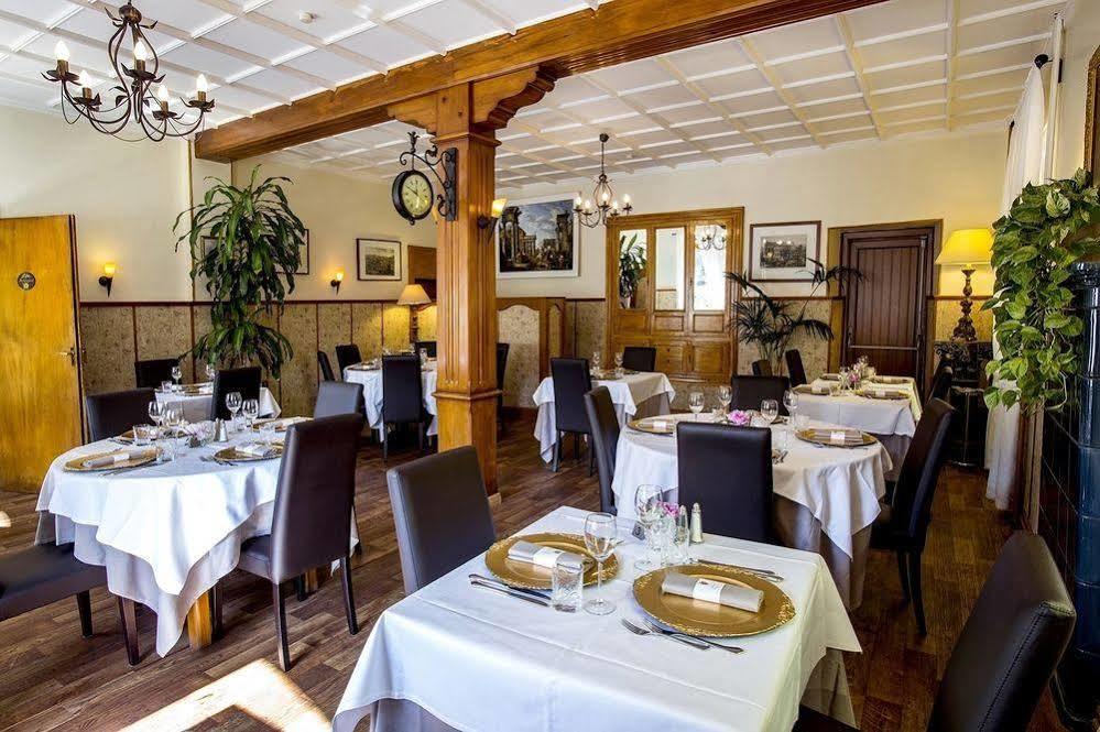 Logis Hotel Restaurant La Tete Des Faux Le Bonhomme Eksteriør billede