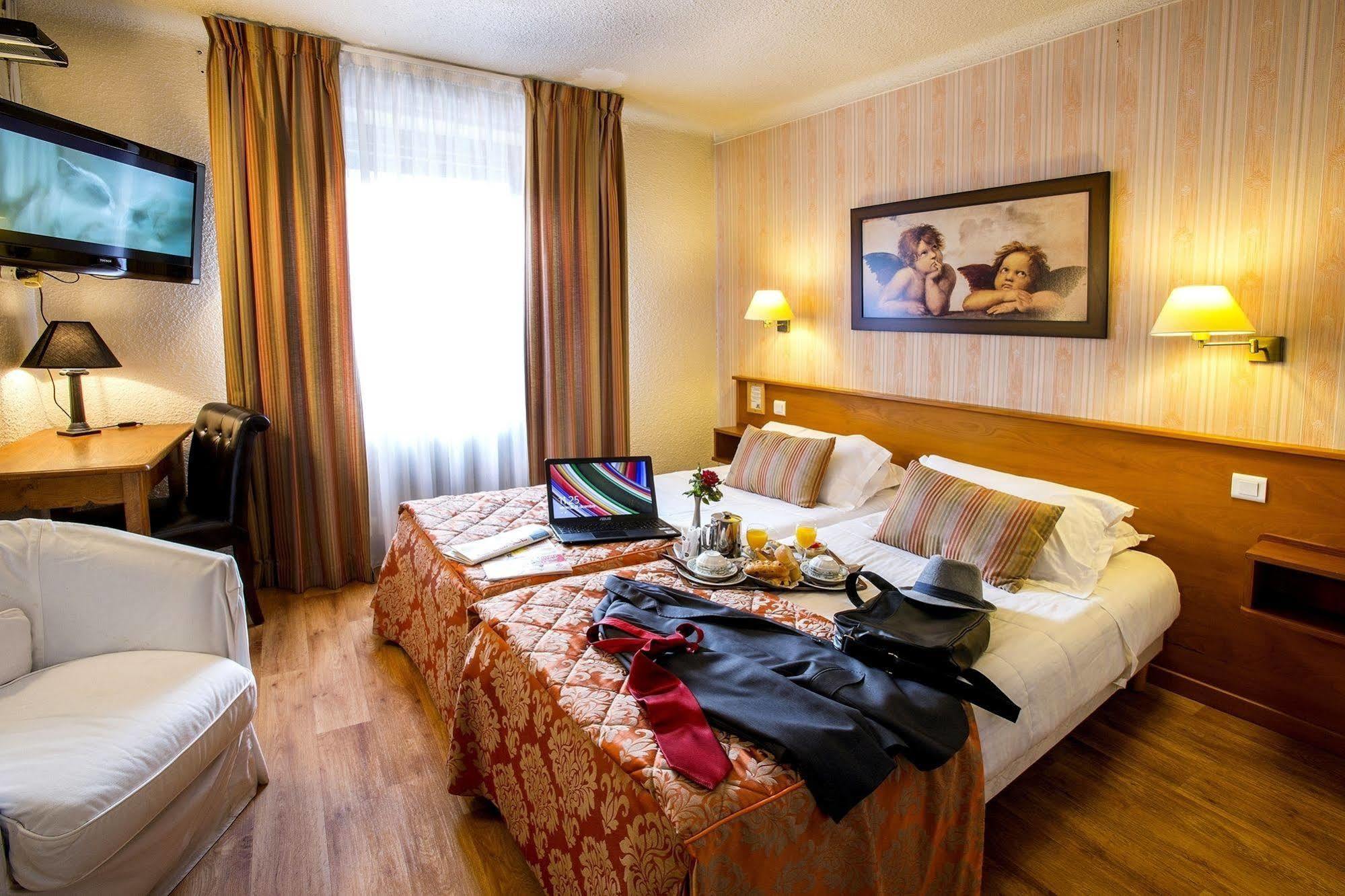 Logis Hotel Restaurant La Tete Des Faux Le Bonhomme Eksteriør billede